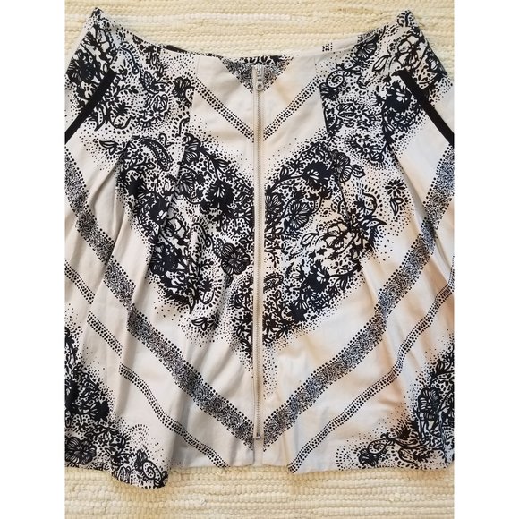 Anthropologie Edme & Esyllte Pleated Floral Skirt with Pockets Size 6 - Picture 2 of 13